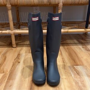 Hunter tall women’s rain boot slim with buckle